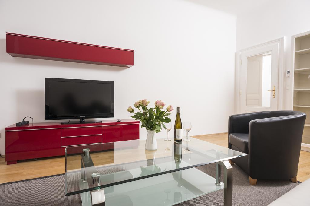Executive Suites Margareten By Welcome2Wina Bagian luar foto