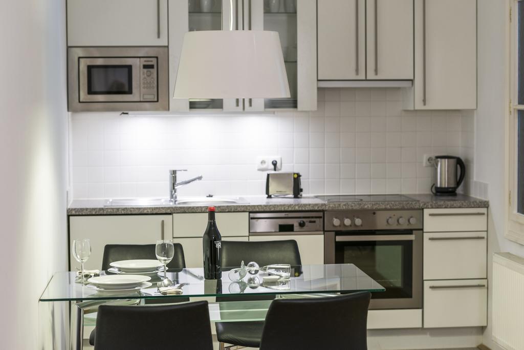 Executive Suites Margareten By Welcome2Wina Bagian luar foto